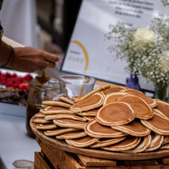 Bar à pancakes animation pile de pancakes